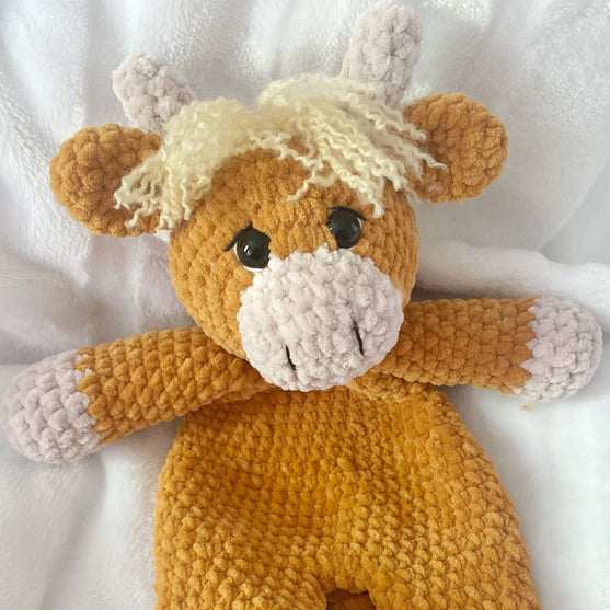 Angus the Highland Cow - Lovey
3