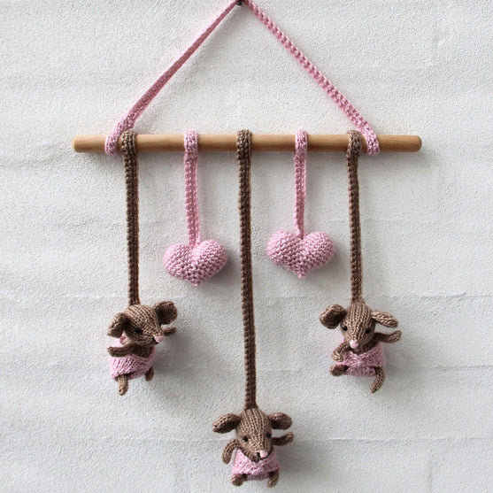 Macramé Hangers - Go Handmade
5