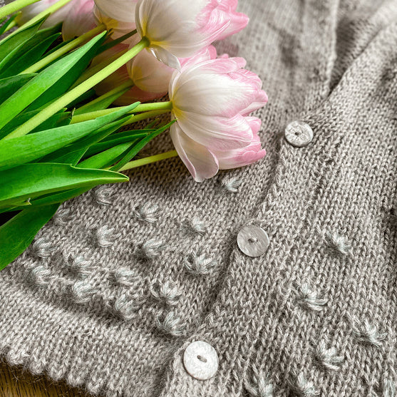 Dandelion Blowing - Cardigan Mohair Edition
6