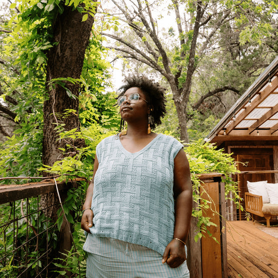 Calme Top - Sleeveless Basketweave Top
5