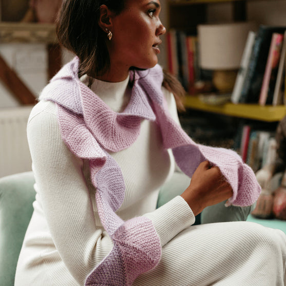 Undulate - Garter Fan Scarf
1