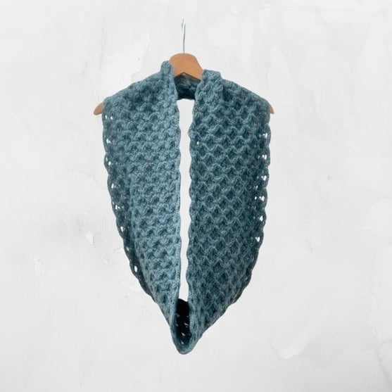 Amelia - Cowl
4