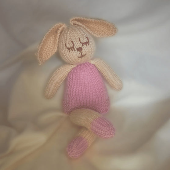 Bessie Bunny - Peluche
2