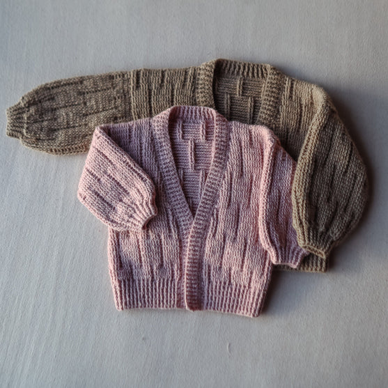 Big Hug Junior - Children’s Cardi
5