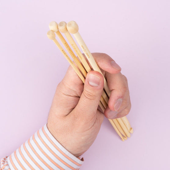 Bamboo Tunisian Crochet Hook Set - 25 cm (9.8 in) - Hobbii
4