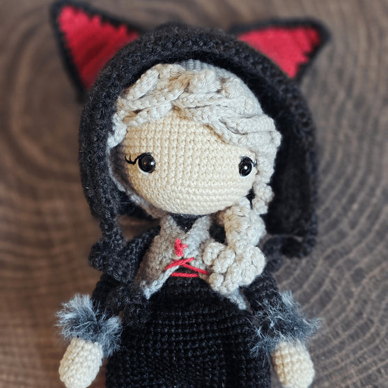 Matilda and Billy - The Wolf Girl and the little Spider
4