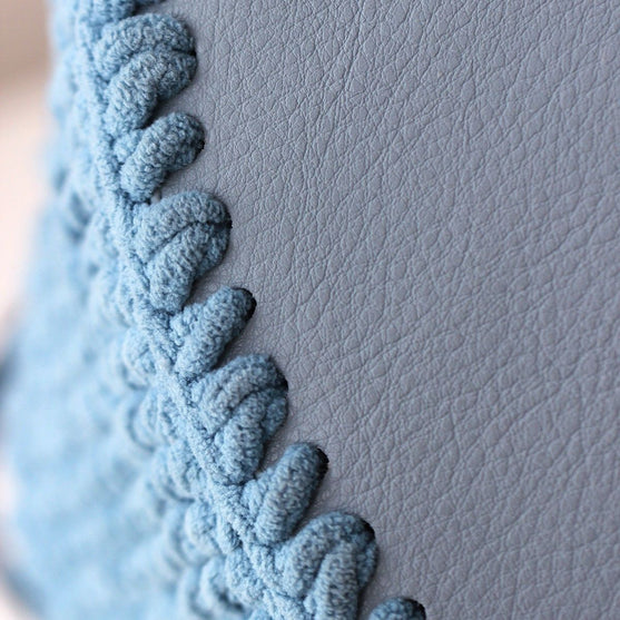 Teddy Basket Big with PU leather base
4