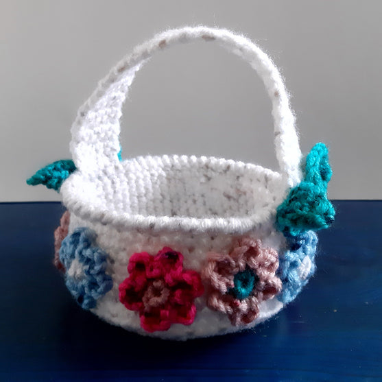 Hermut - Easter Bunny with Basket
3