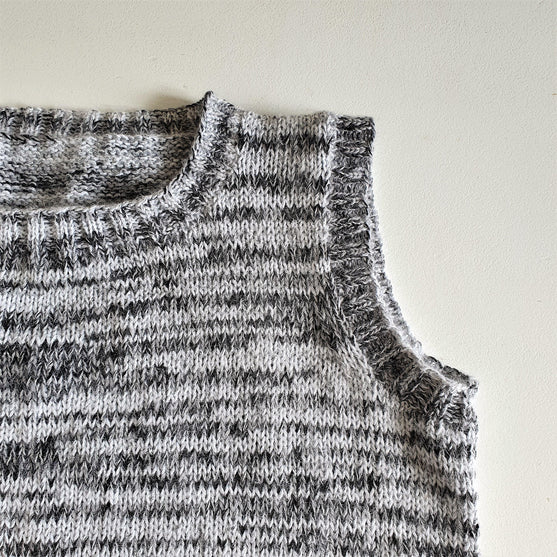 Jane - Vest
3