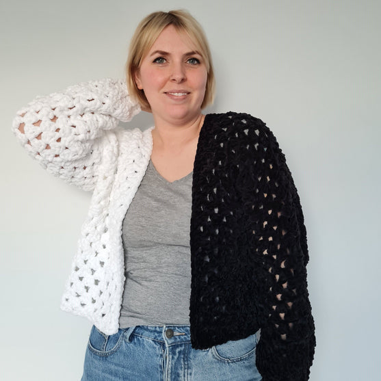 Hexi Honey Bunny - Cardigan
3