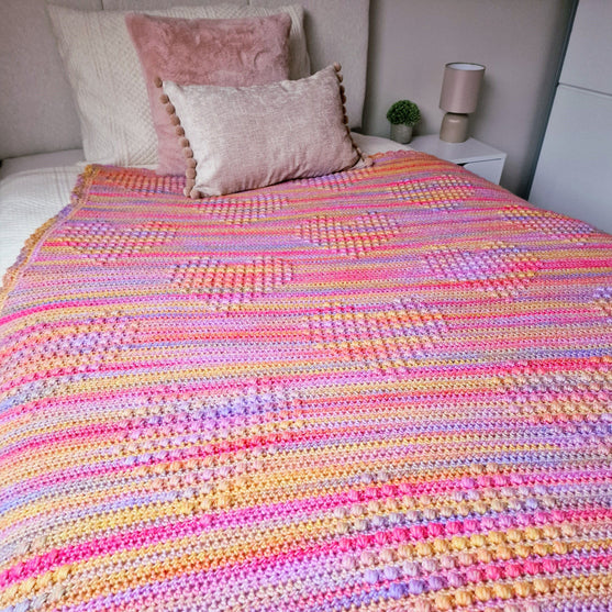 Hugs and Hearts - Blanket
3