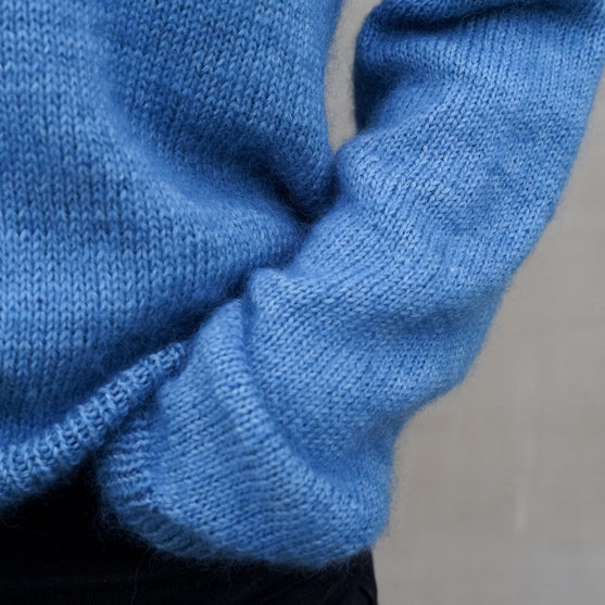 Hazy Whisper - Sweater
14