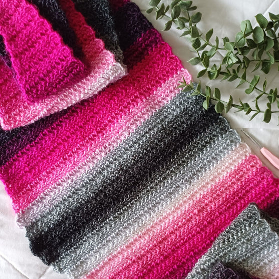 Merrymaker - Scarf
2