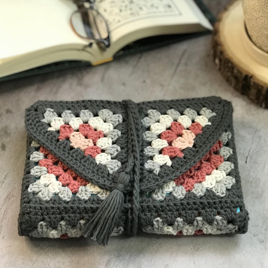 Stevie - Book Cozy