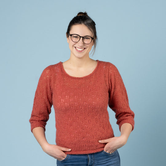 Martha - Blouse with lace pattern