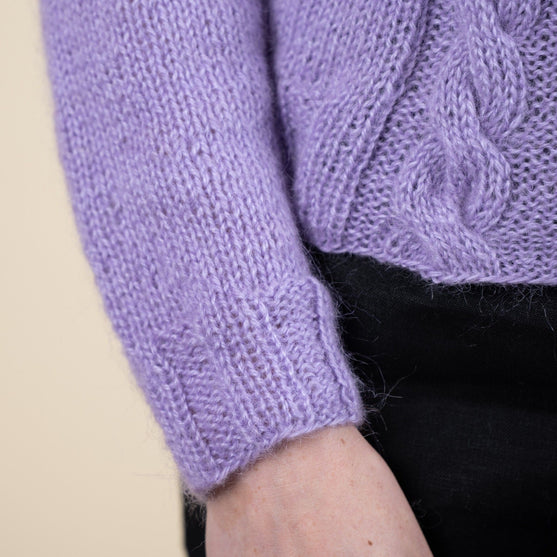 Abigail - Sweater
5