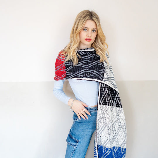 Dreamscape Illusion - Shawl