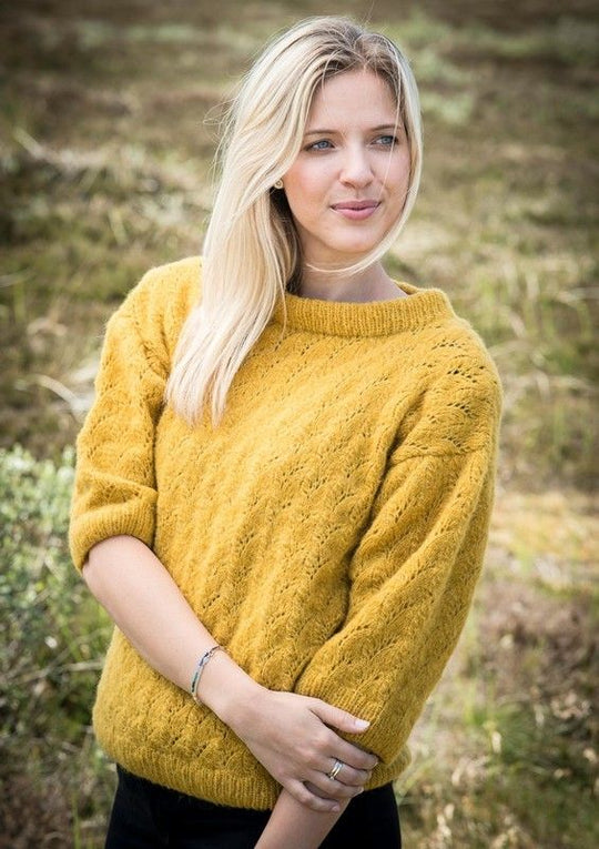 1675 - Damesweater med Hulmønster