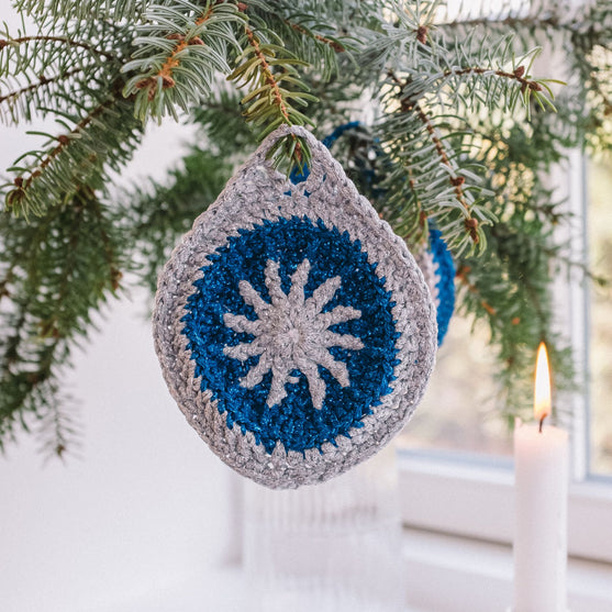 Shiny Bauble - Ornement
3