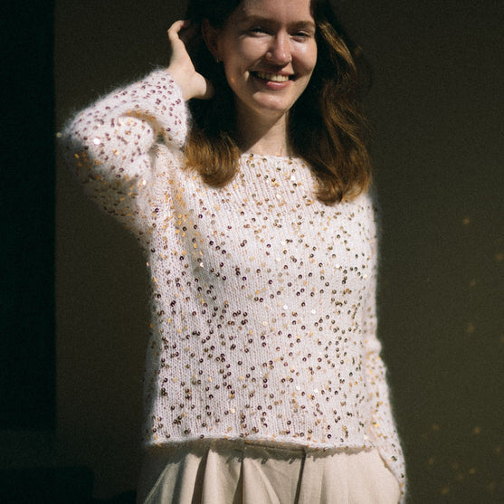 Summer Lotus Sparkle - Blouse
3