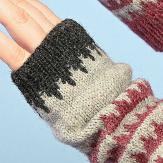 Manchettes en motif Jacquard
4