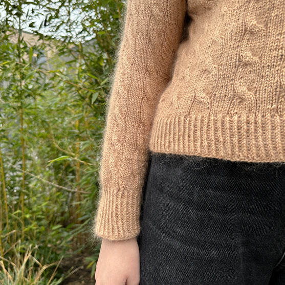 Auguste - Pull
2