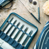 Set d'aiguilles circulaires interchangeables Betula Deluxe - Cerulean - Hobbii
10