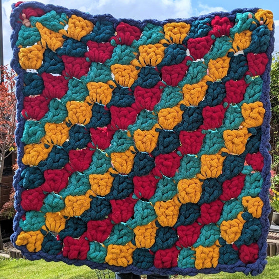 The Cuddle Blanket
1