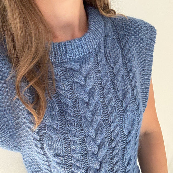 Clematis Twist - Slipover
4