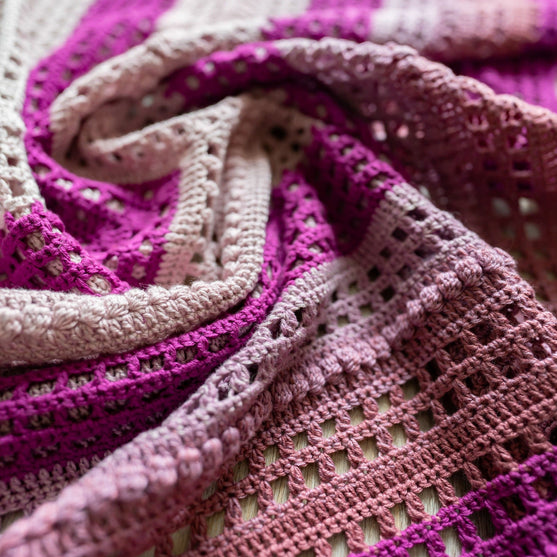Romantic Bloom - Shawl
8