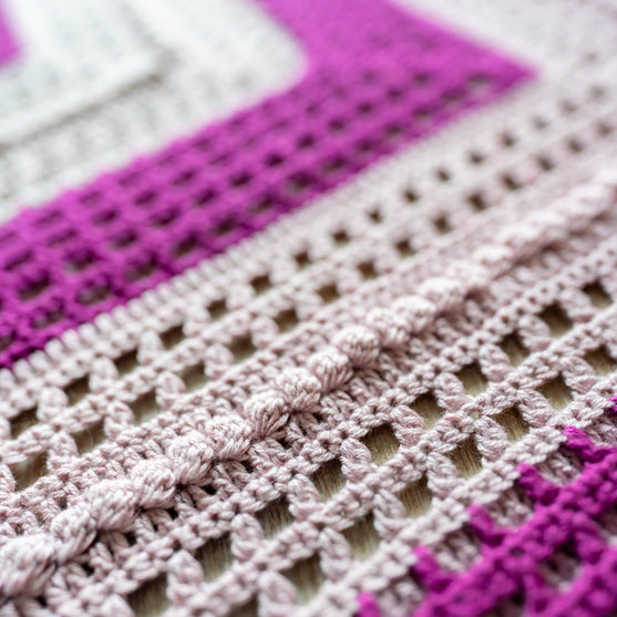 Romantic Bloom - Shawl
11