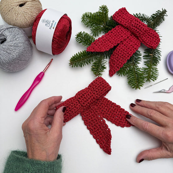 Nœud de papillon crocheté - Décoration de Noël
6