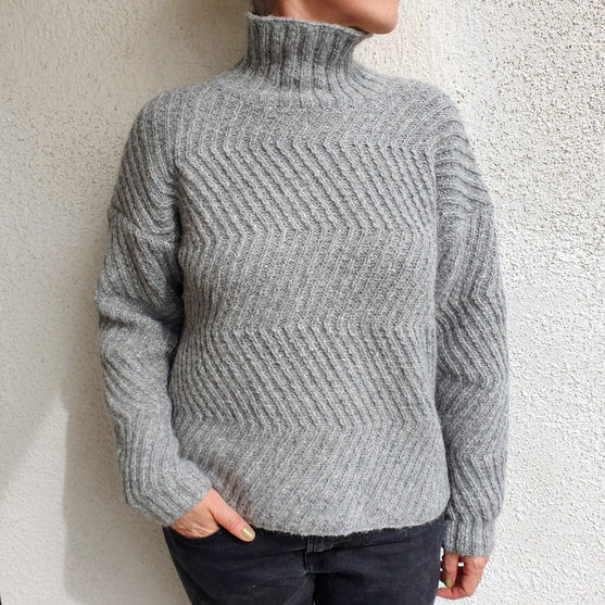 Darby - Turtleneck Sweater
1
