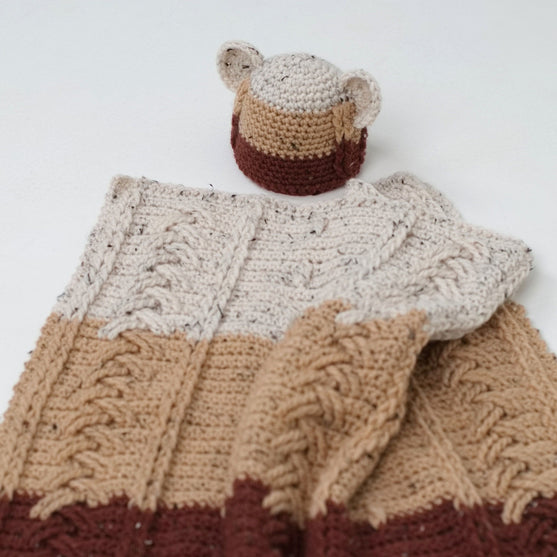 Happy Bear - Baby Blanket and Beanie
4