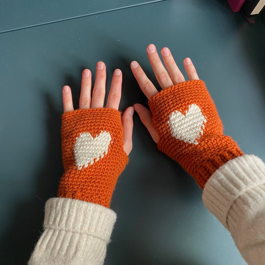Heart Warmers - Fingerless gloves