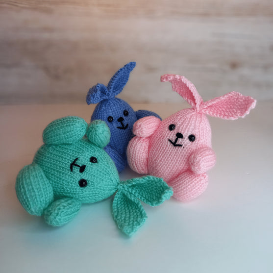 Easter Bunnies - Easter decor
1