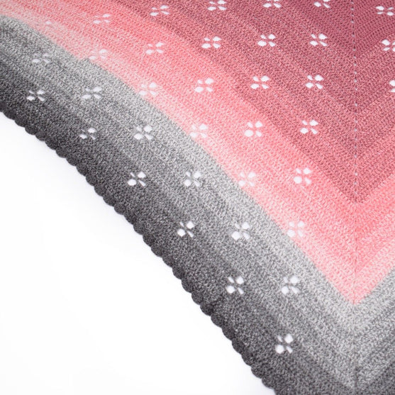 Flying Flowers - Shawl
2