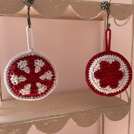 Flower - Ornament
3