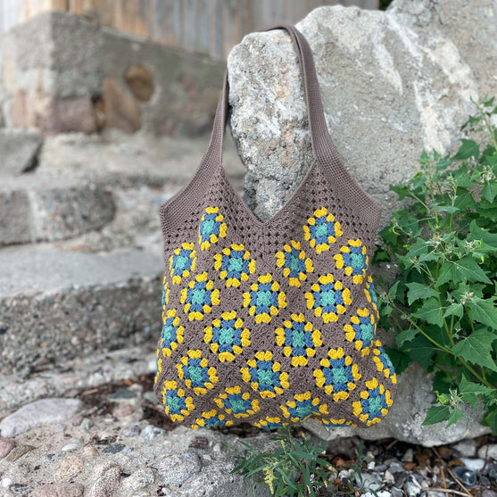 Granny’s shopper
4