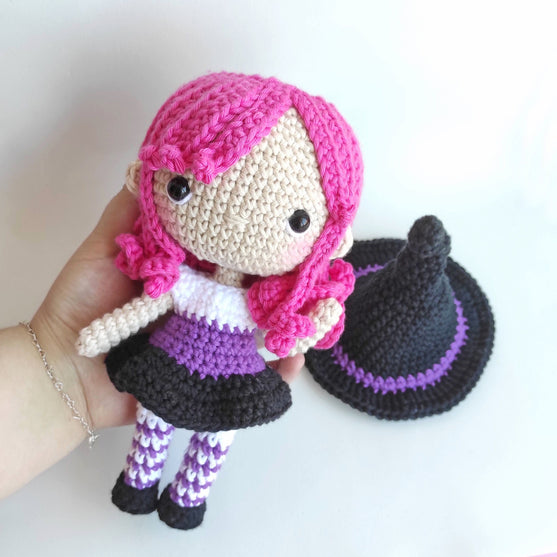 The Sisters Ada and Kat - Halloween
3