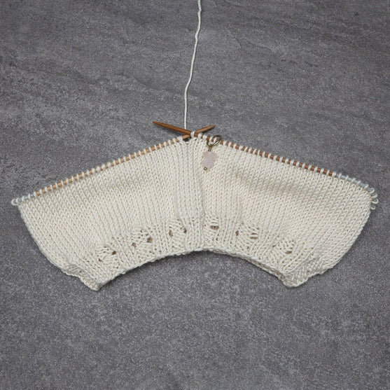 Stitch Markers w. Stones - Hobbii
6