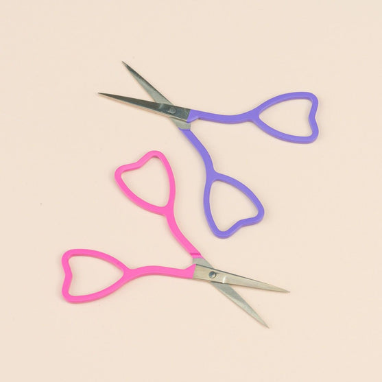 Scissors - Heart - Hobbii
2