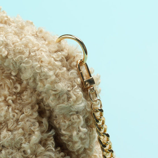 Chloe - Clutch
6
