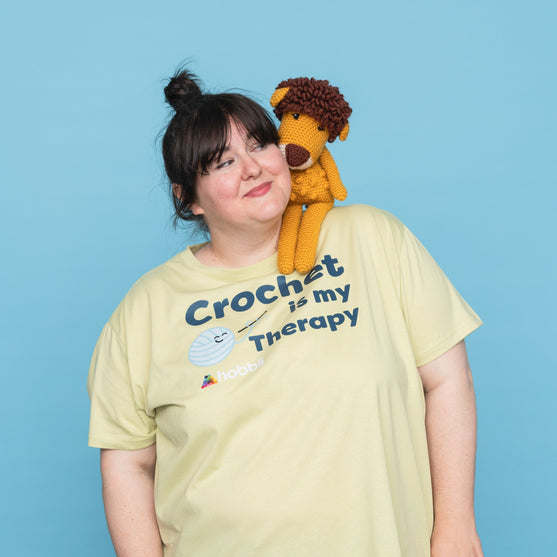 Therapy T-shirt - Yarniis (Limited Edition) - Hobbii
7