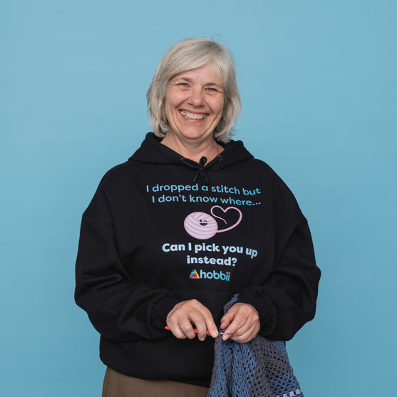 Dropped A Stitch Hoodie - Yarniis (Limited Edition) - Hobbii
5