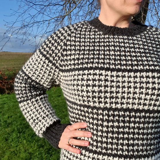 Houndstooth Harmony - Pull
2