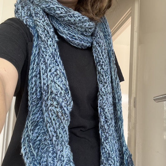Lapis - Scarf