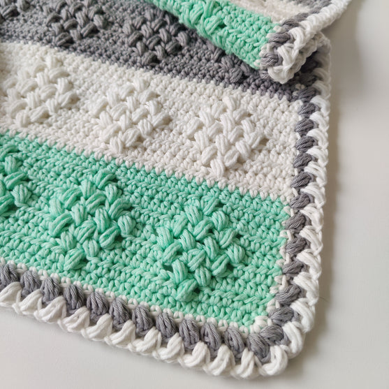 Diamond Bobble - Blanket
6