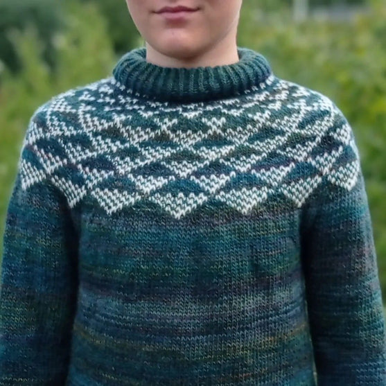 Triangle - Kid sweater
4