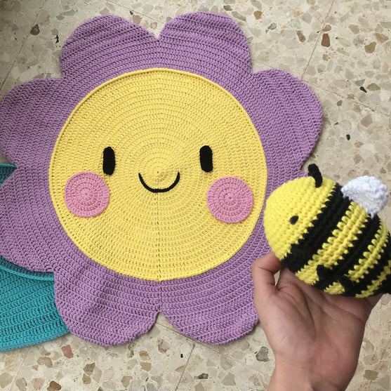 Kawaii Daisy - Rug
4